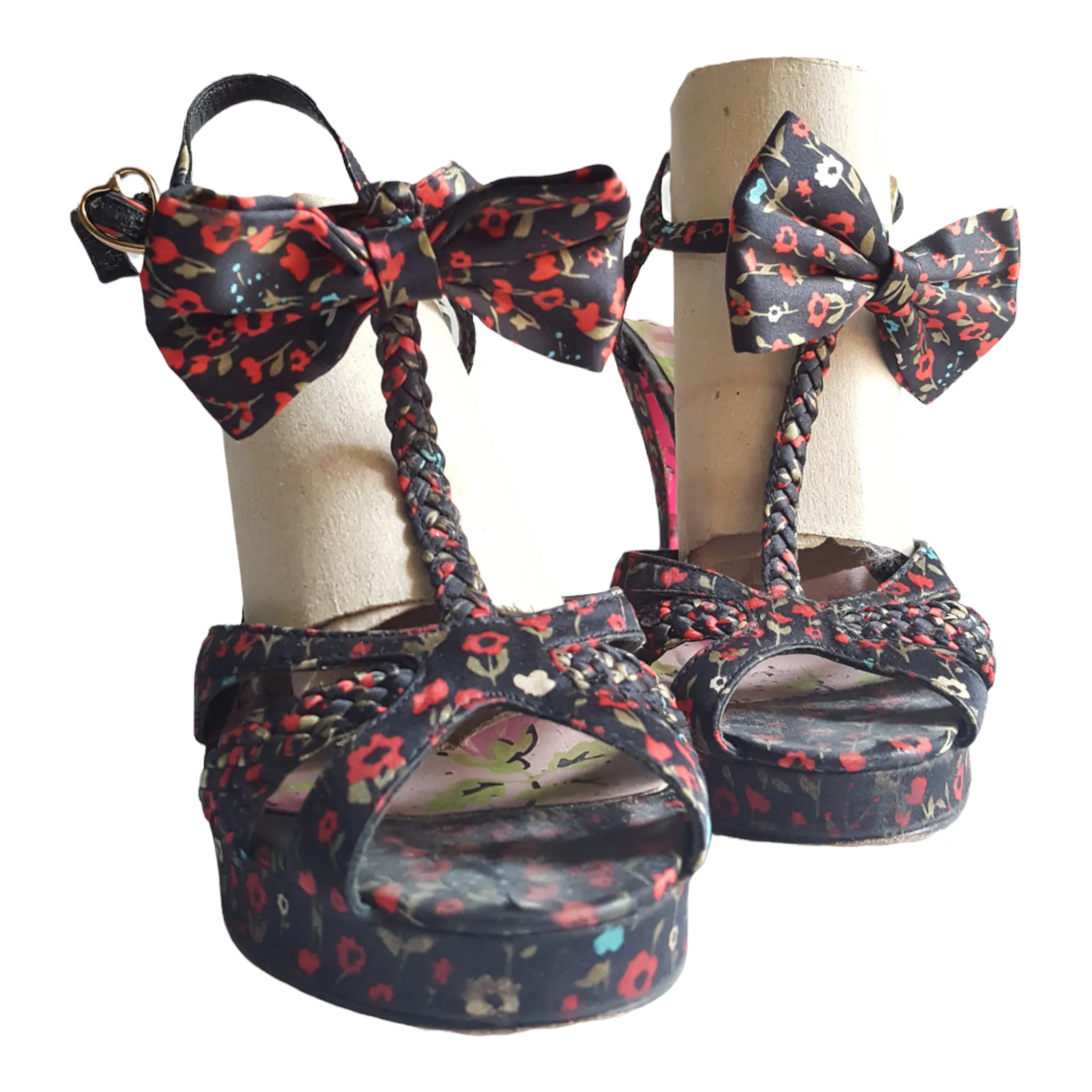 Betsy Johnson Satin  Floral Print Open Toe Heels sz. 7.5