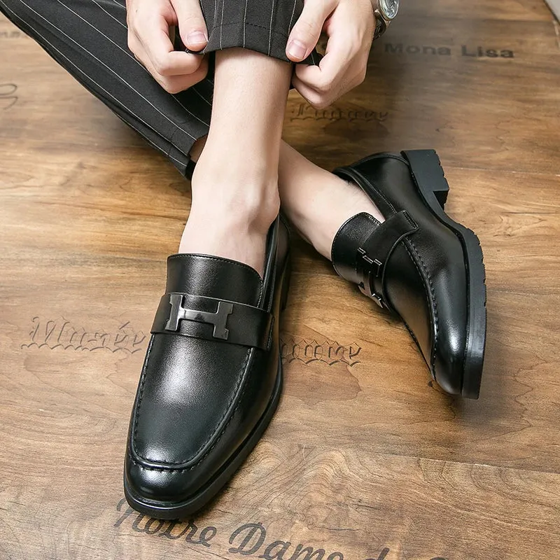 Comfortable Breathable Metal Appliques Loafers