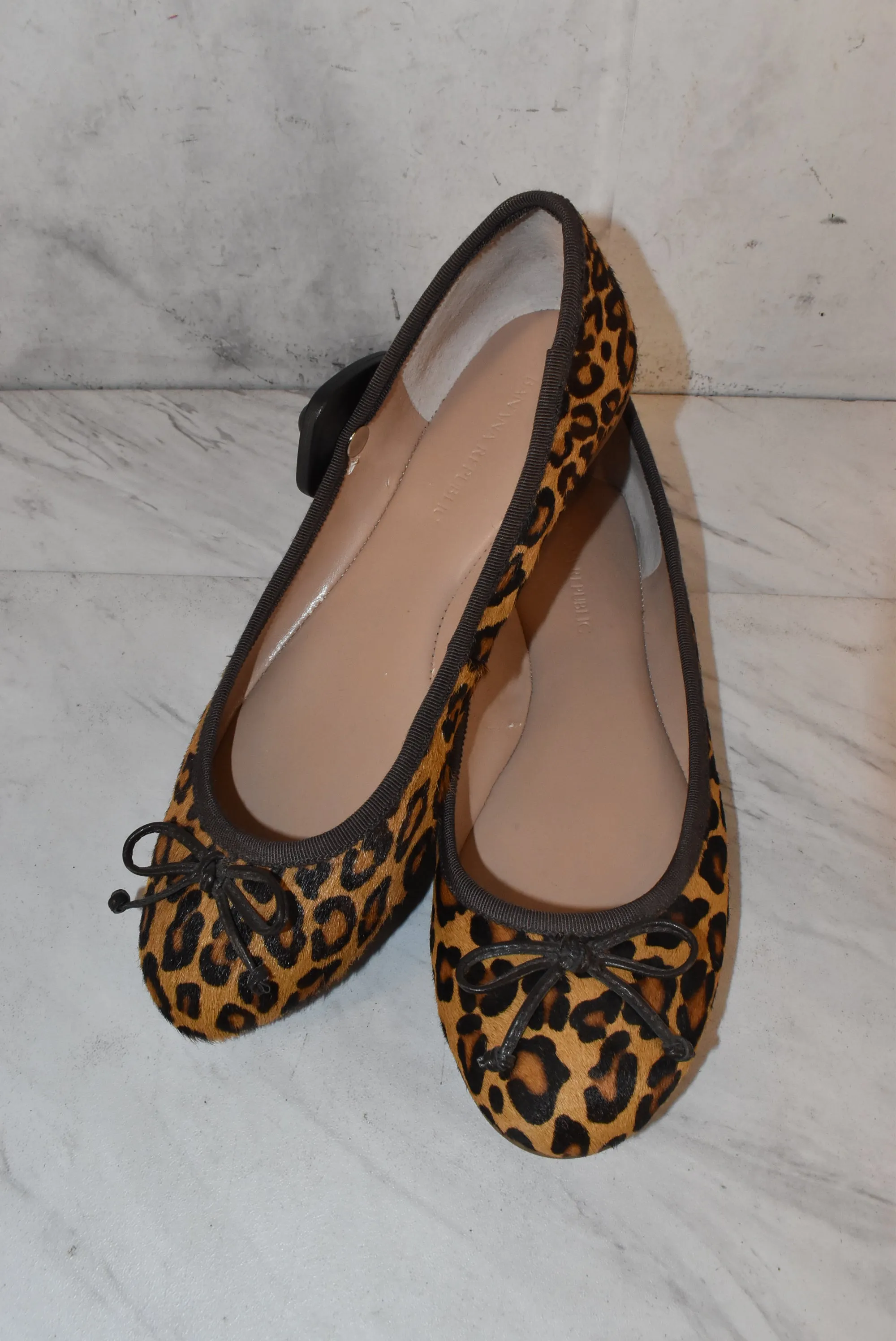 Shoes Flats Ballet By Banana Republic  Size: 7