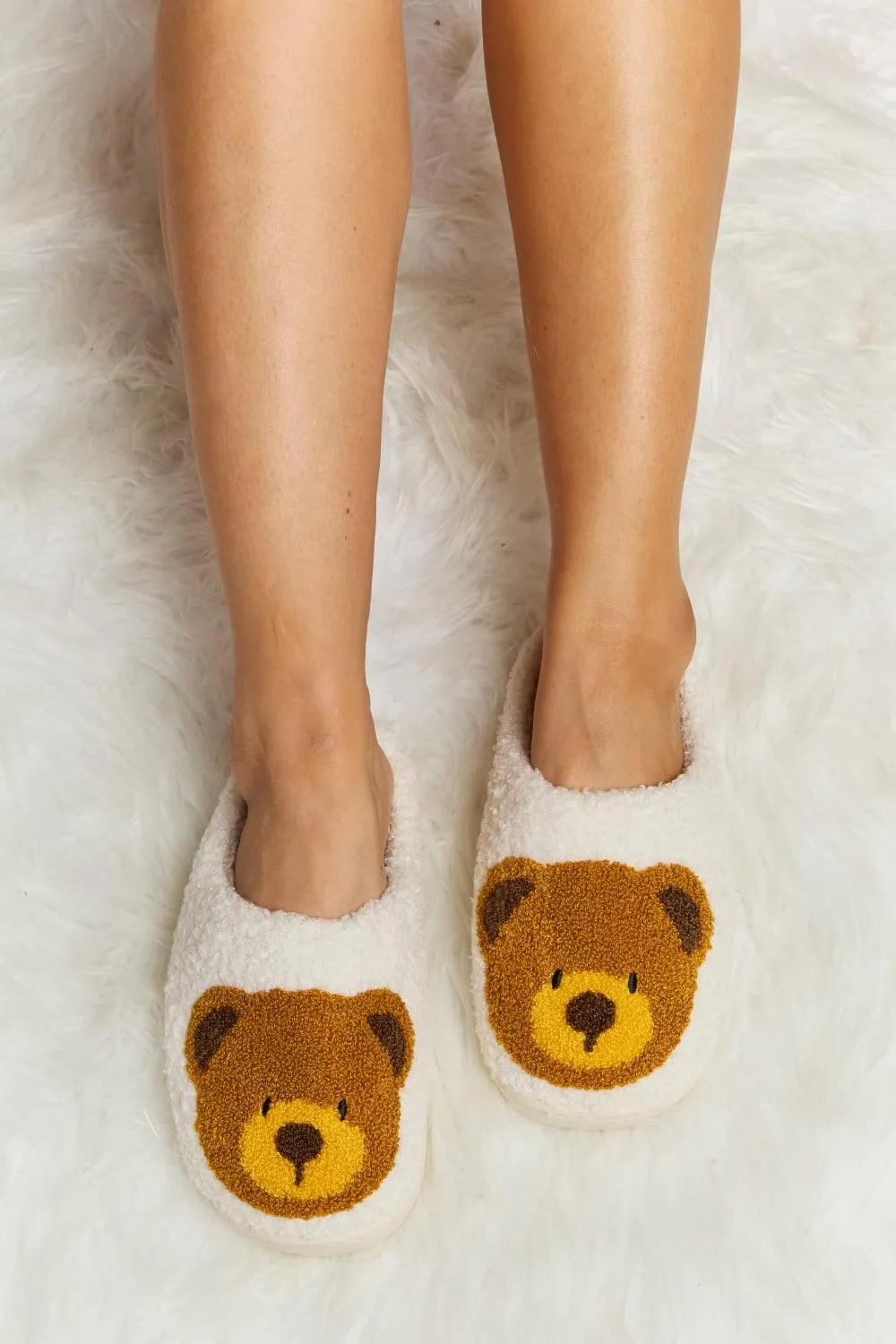 Teddy Bear Print Plush Slippers