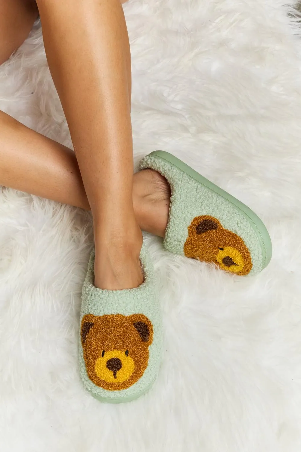 Teddy Bear Print Plush Slippers