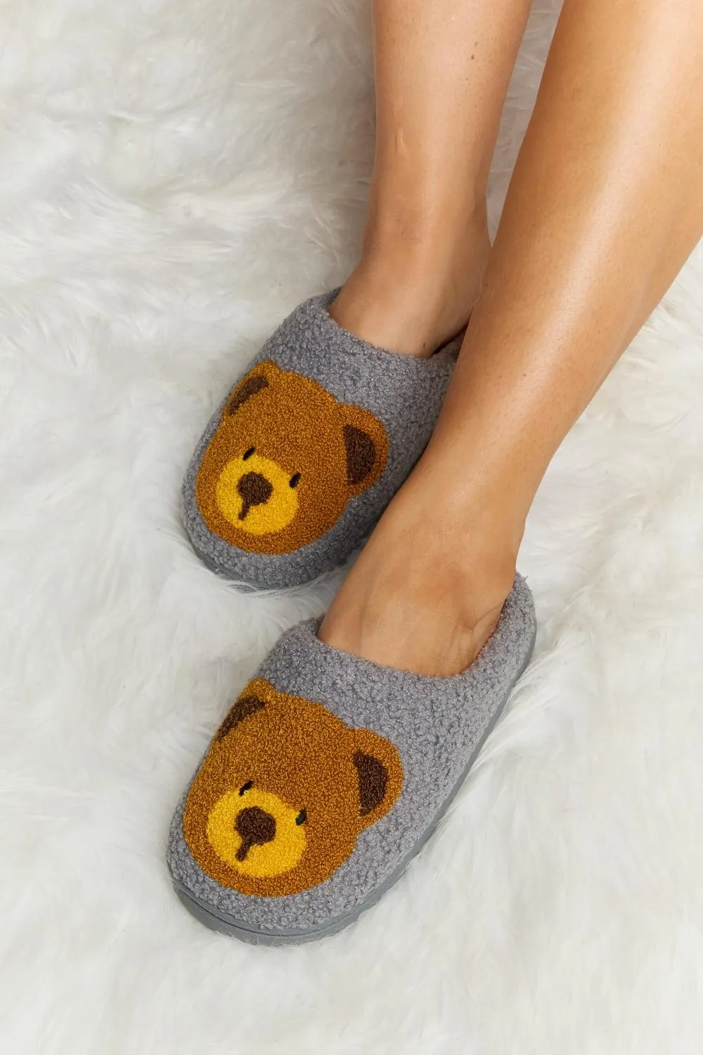 Teddy Bear Print Plush Slippers