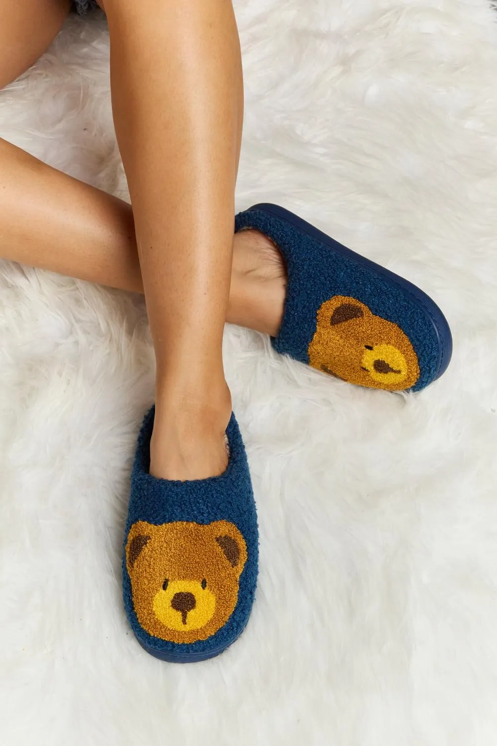 Teddy Bear Print Plush Slippers