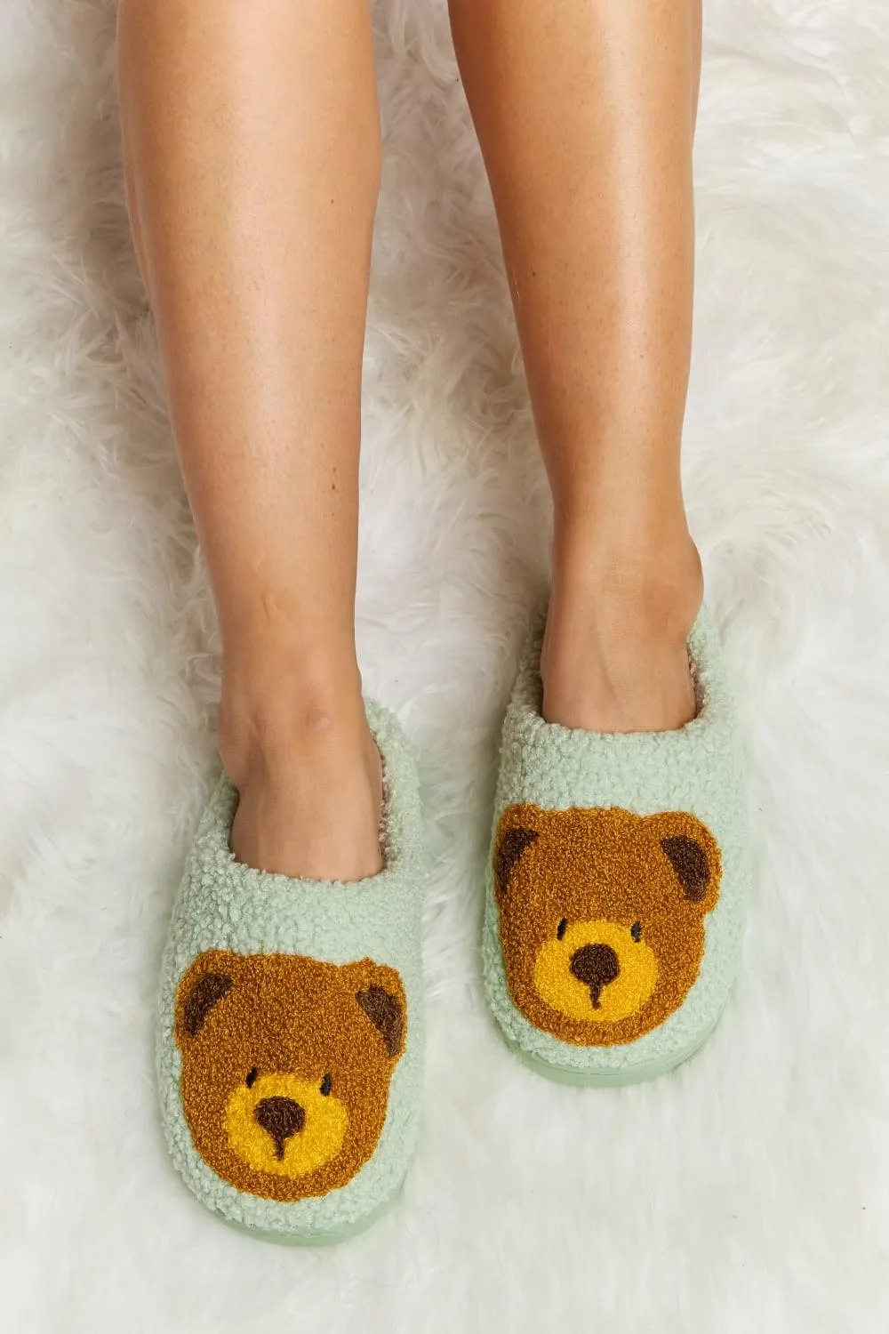 Teddy Bear Print Plush Slippers