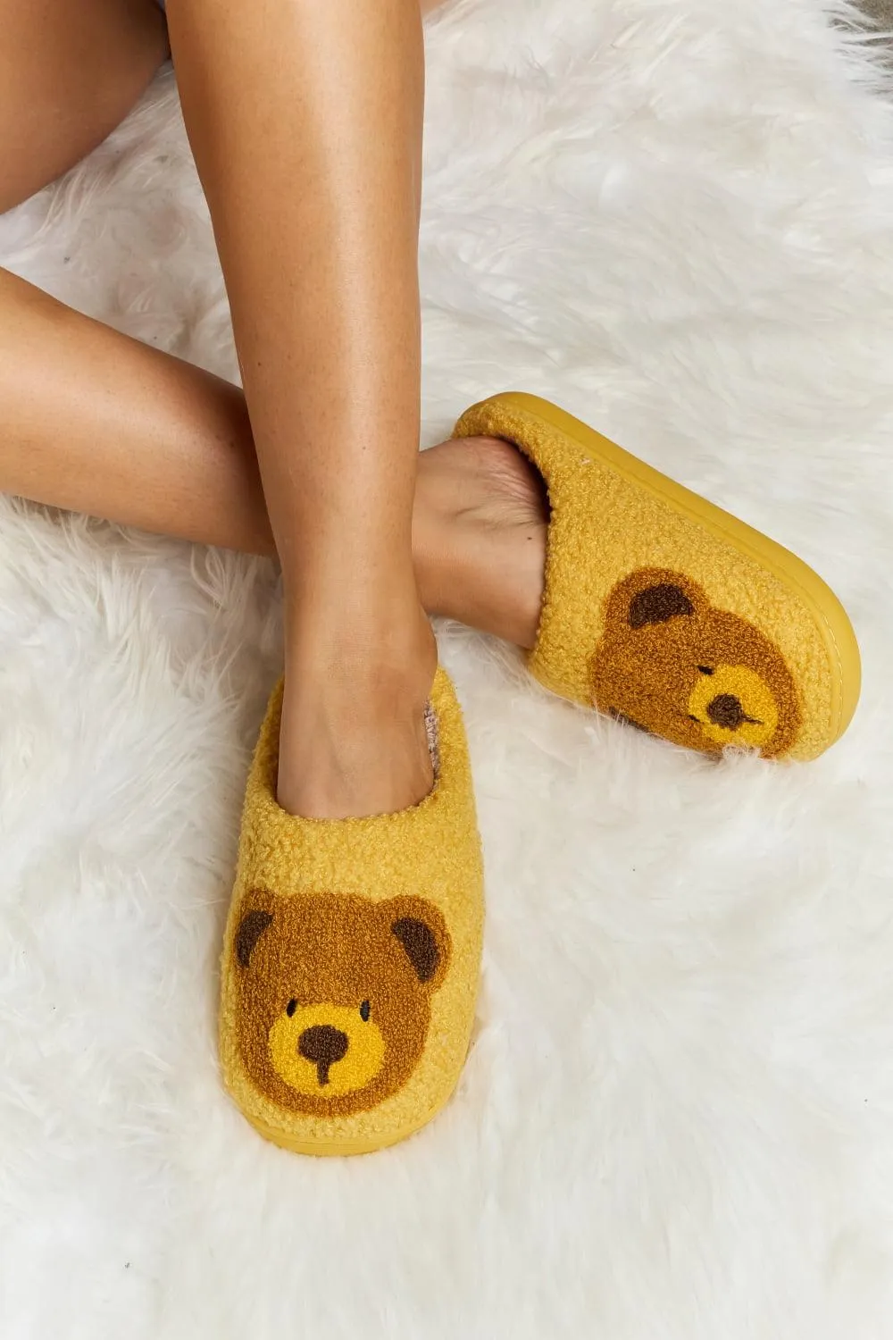 Teddy Bear Print Plush Slippers