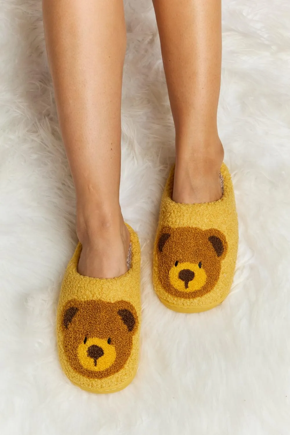 Teddy Bear Print Plush Slippers