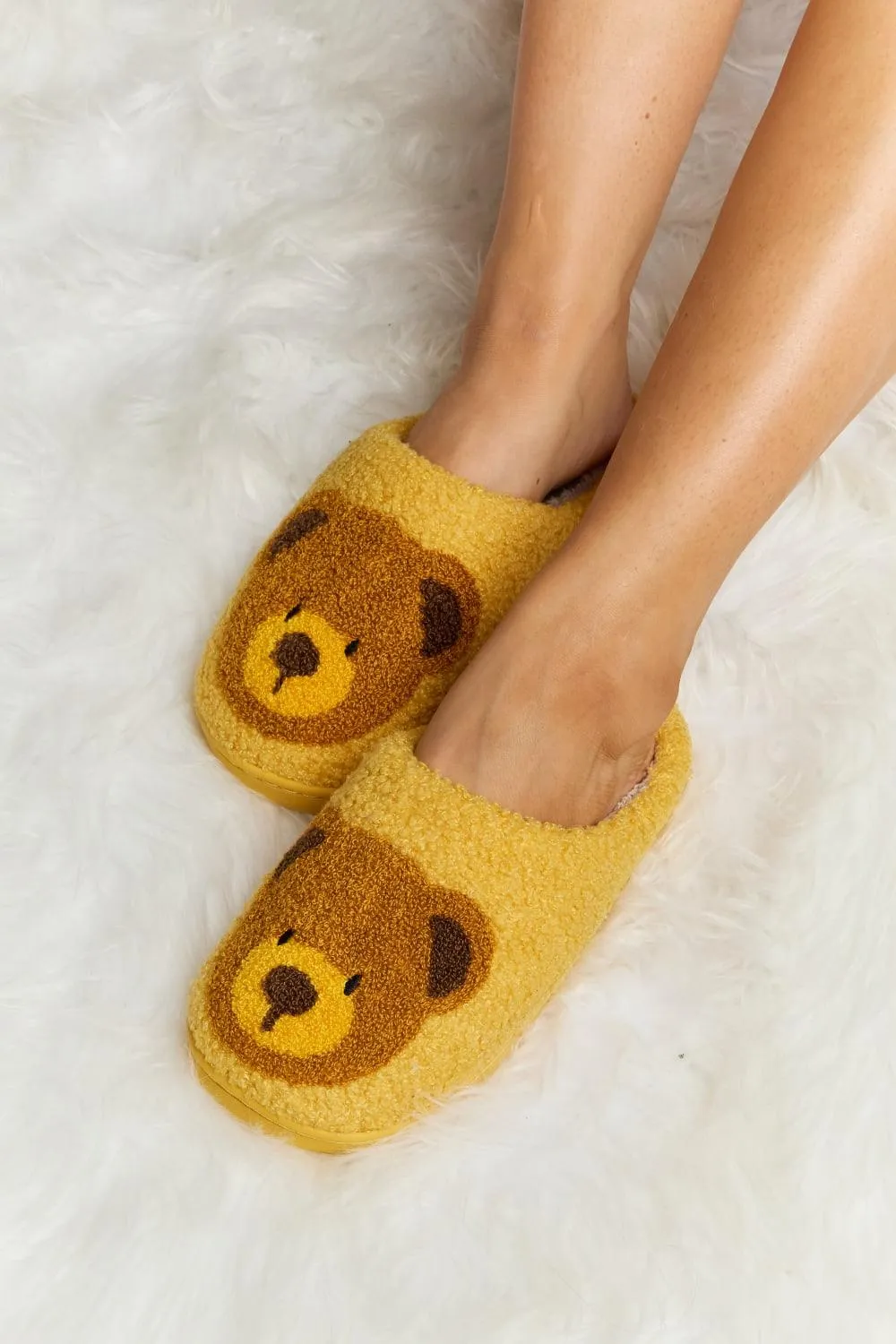 Teddy Bear Print Plush Slippers