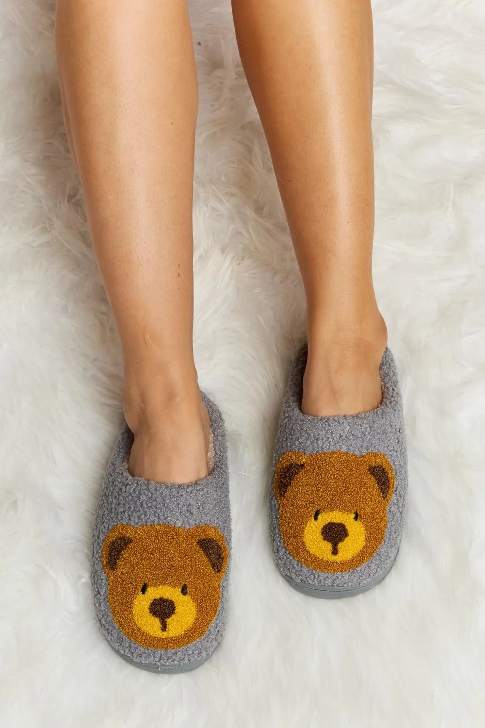 Teddy Bear Print Plush Slippers