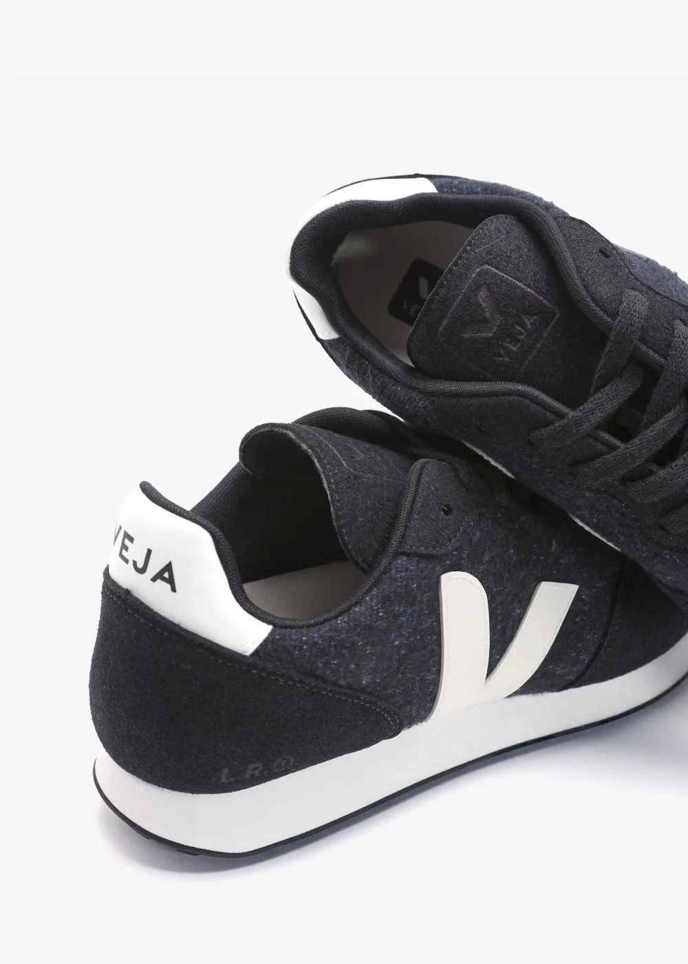 Veja SCU Rec Flannel Trainer Dark White