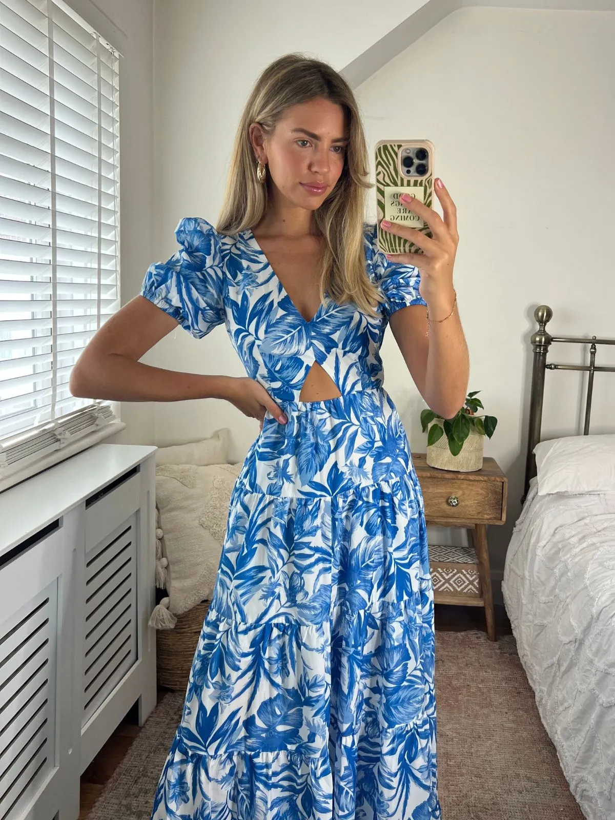 Zoe Tiered Cutout Maxi Dress / Blue Floral